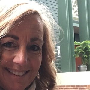 Meet your Posher, Nancy